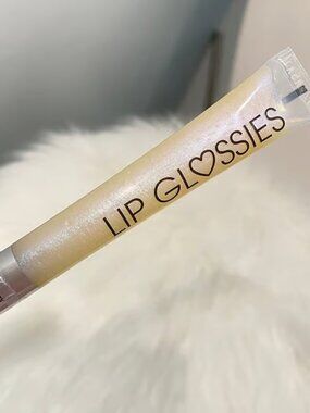 New sealed Bath & Body Works Lip Glossies flawless shimmer~Full Size